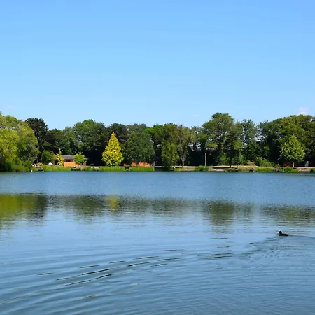 Beech 6 Hot Tub Nyaraló