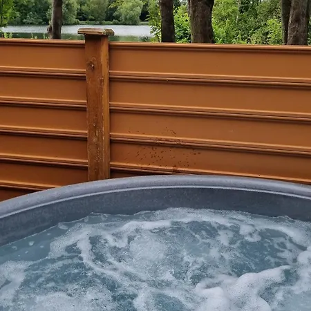Beech 6 Hot Tub Nyaraló York