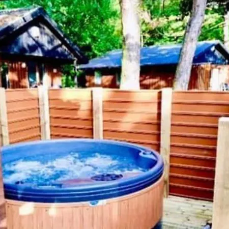 Beech 6 Hot Tub